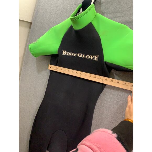 Body Glove Wetsuit Mens Size Small Black Green Short Sleeve Back Zip - Picture 5 of 8